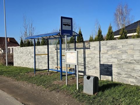 Nowa wiata przystankowa w Dobrzykowicach!