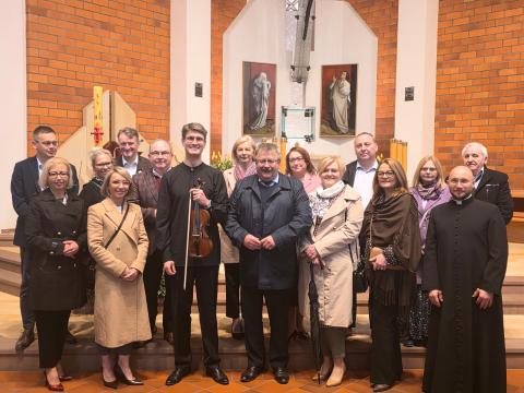 Magiczne popołudnie z Bachem – relacja z koncertu w Czernicy!